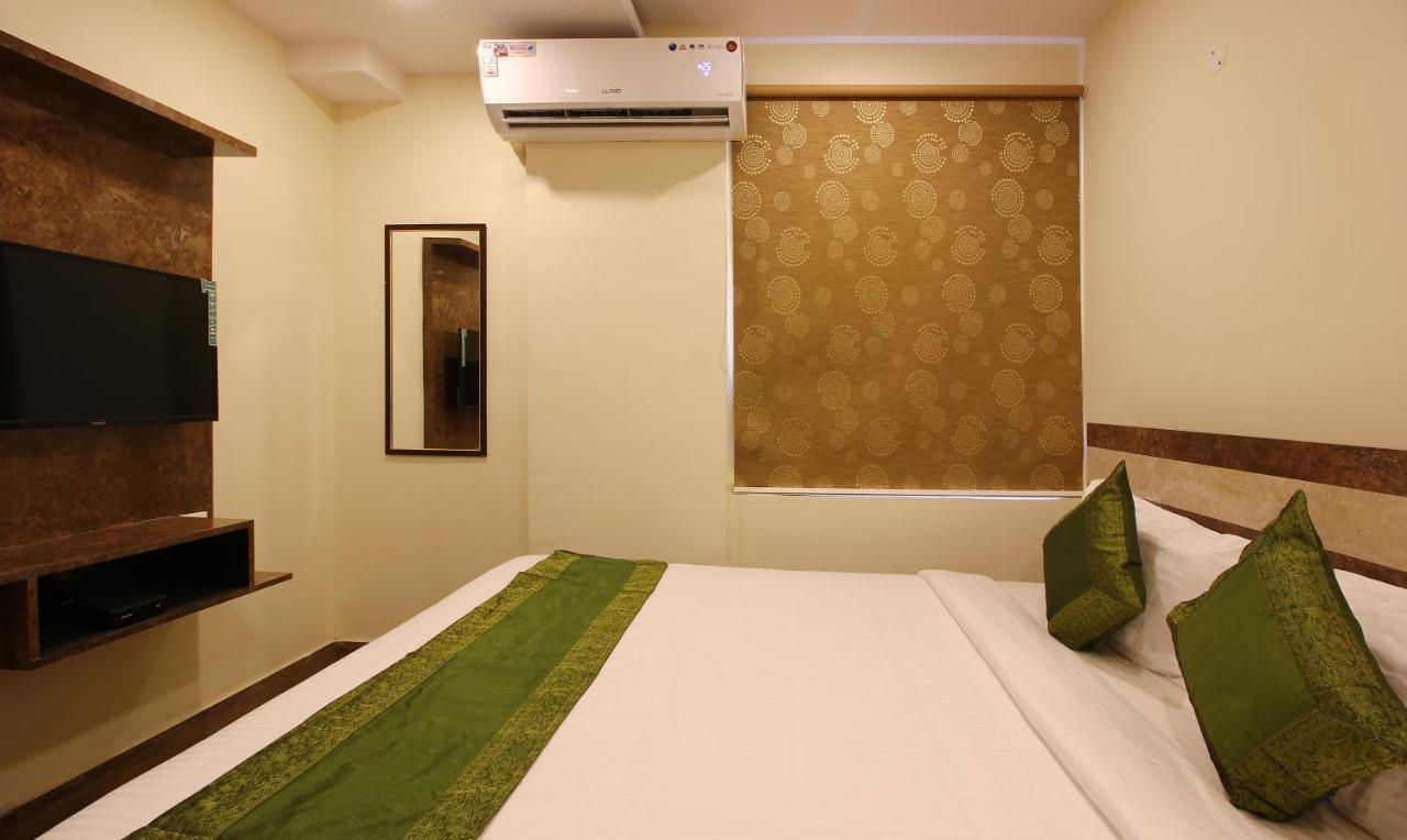 היידראבד Treebo Address Inn, Banjara Hills מראה חיצוני תמונה