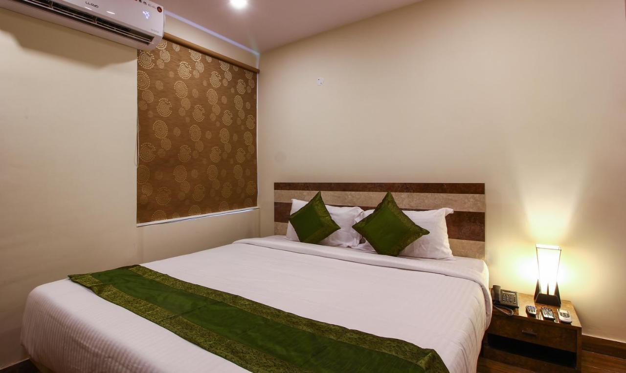 היידראבד Treebo Address Inn, Banjara Hills מראה חיצוני תמונה