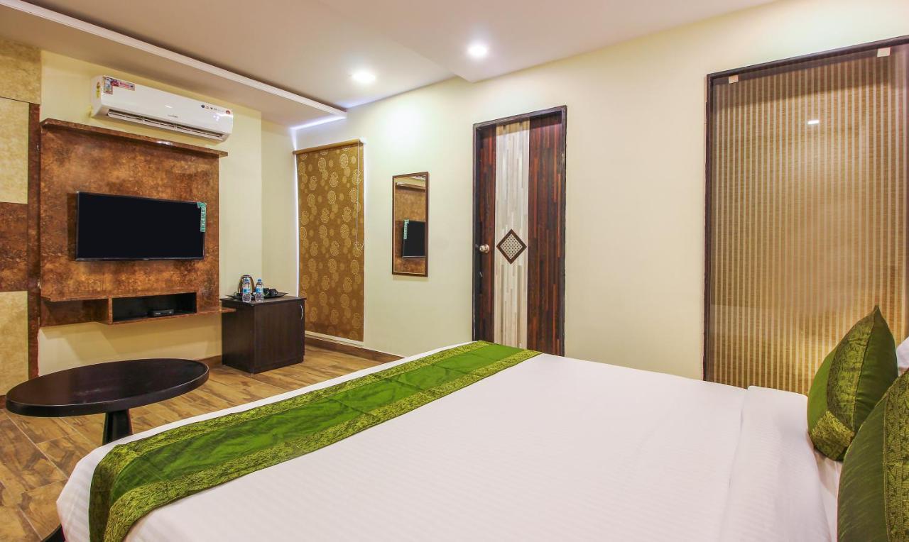 היידראבד Treebo Address Inn, Banjara Hills מראה חיצוני תמונה