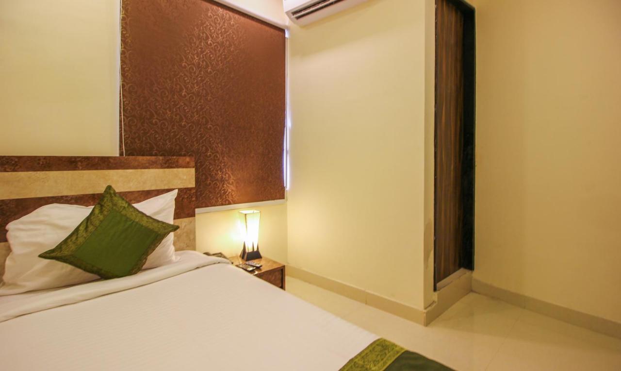 היידראבד Treebo Address Inn, Banjara Hills מראה חיצוני תמונה