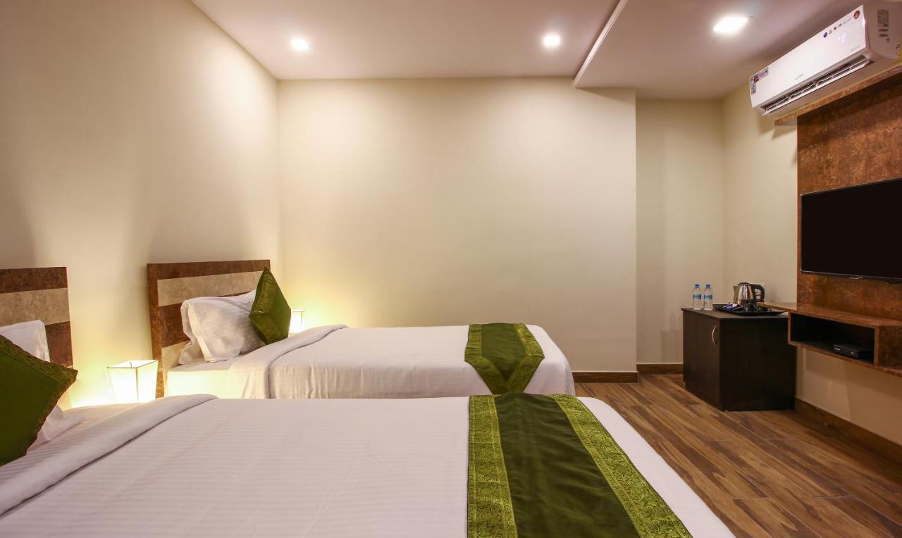 היידראבד Treebo Address Inn, Banjara Hills מראה חיצוני תמונה