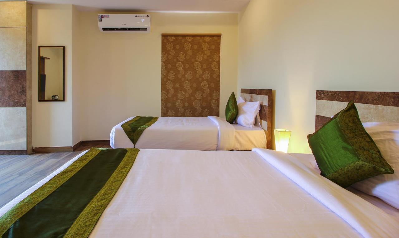 היידראבד Treebo Address Inn, Banjara Hills מראה חיצוני תמונה