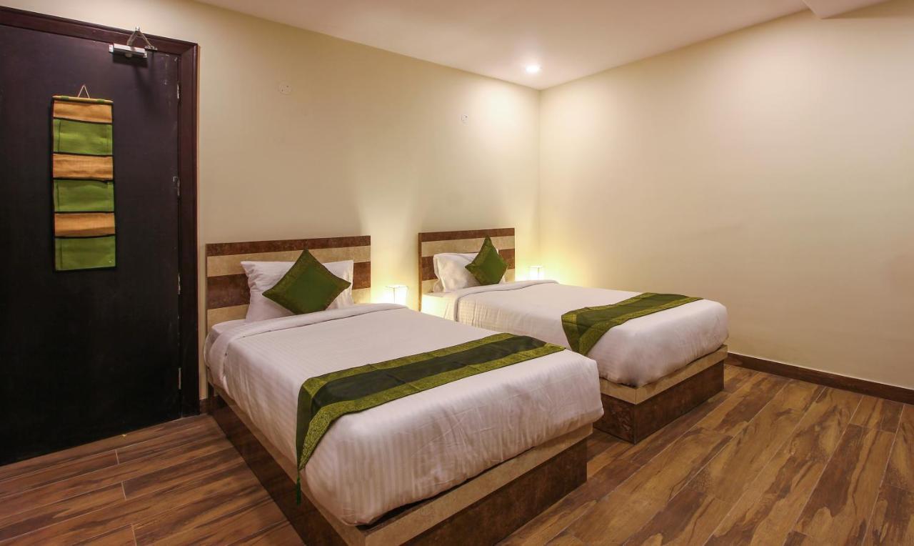 היידראבד Treebo Address Inn, Banjara Hills מראה חיצוני תמונה