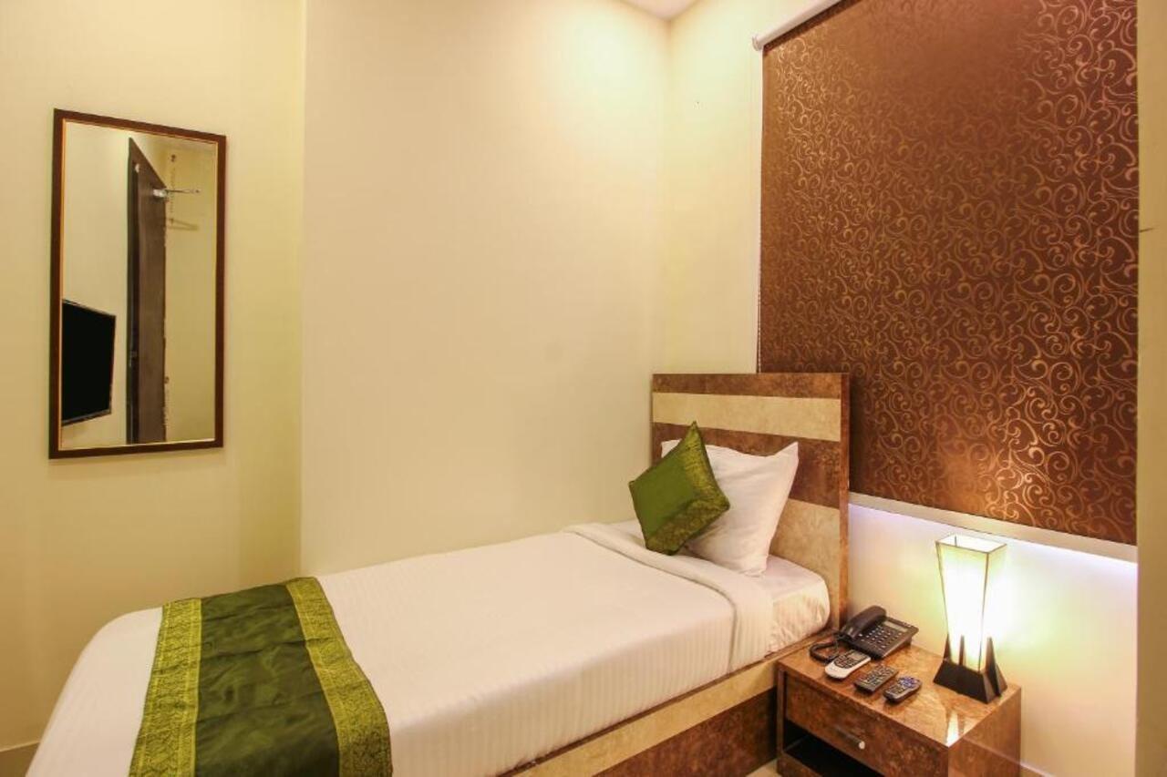 היידראבד Treebo Address Inn, Banjara Hills מראה חיצוני תמונה